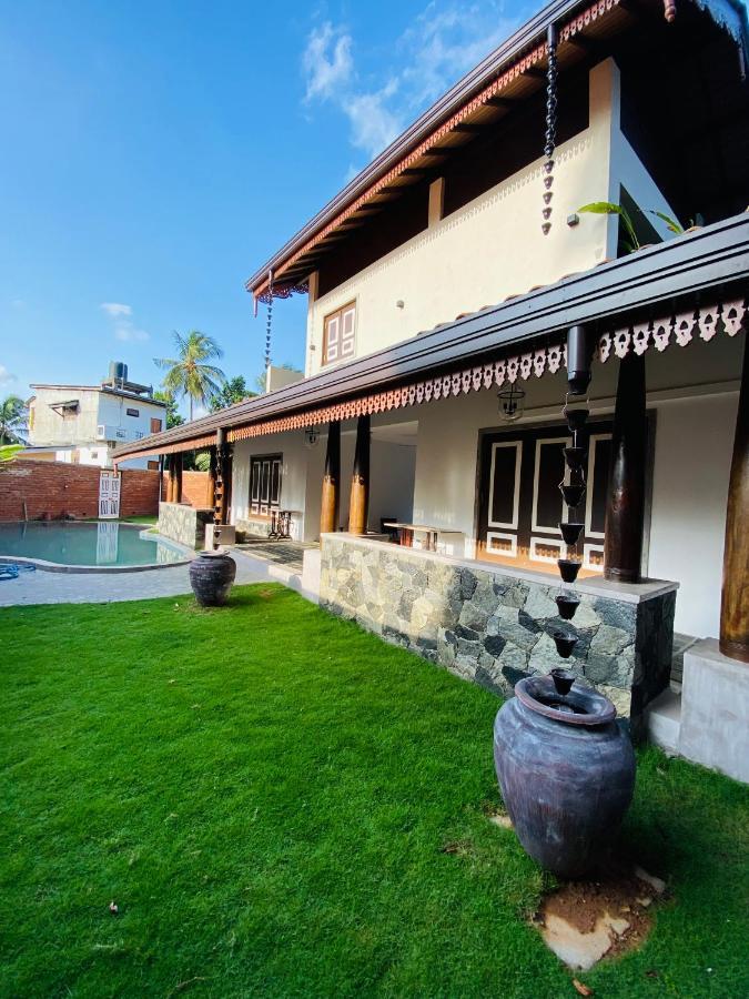 Thaprobana Villa Tangalle Luaran gambar