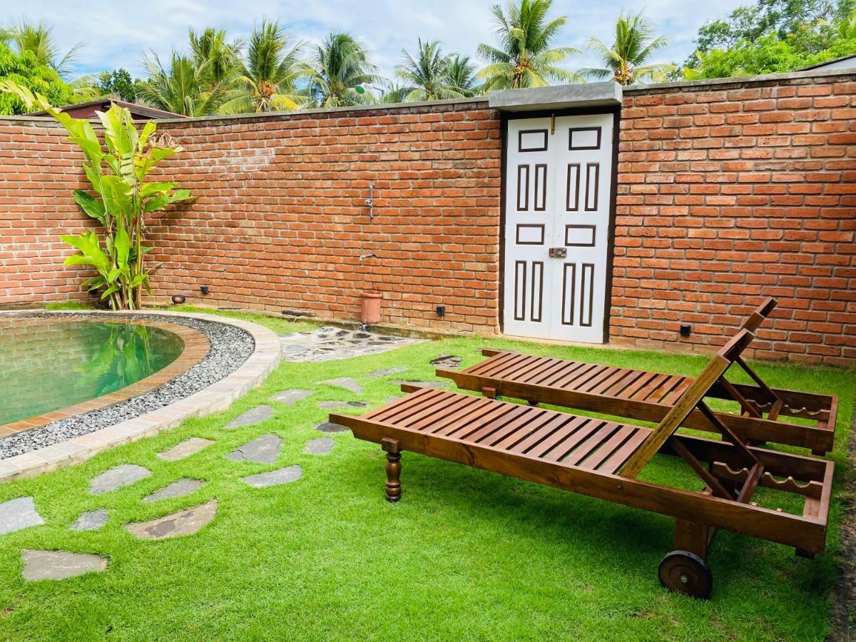 Thaprobana Villa Tangalle Luaran gambar