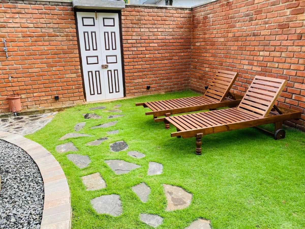 Thaprobana Villa Tangalle Luaran gambar